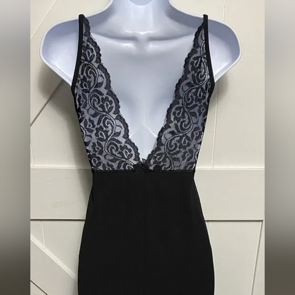 Lulu's Love and Affection Black LaceSleeveless Maxi Dress - Picture 4 of 5